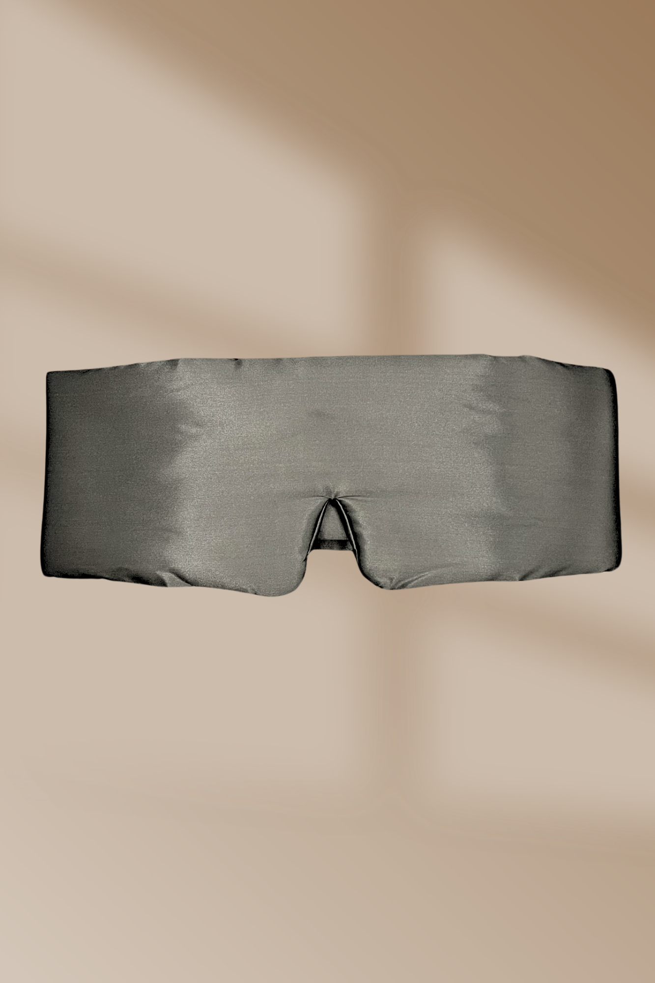 Donkergrijze zijden slaapmasker met comfortabele pasvorm – diepe nachtrust en stijlvol herstel met Empowherment