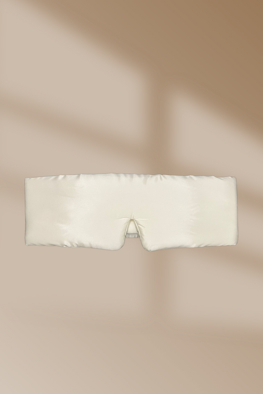 Ivoorkleurig zijden slaapmasker met neusuitsparing – zacht, licht en huidvriendelijk comfort van Empowherment